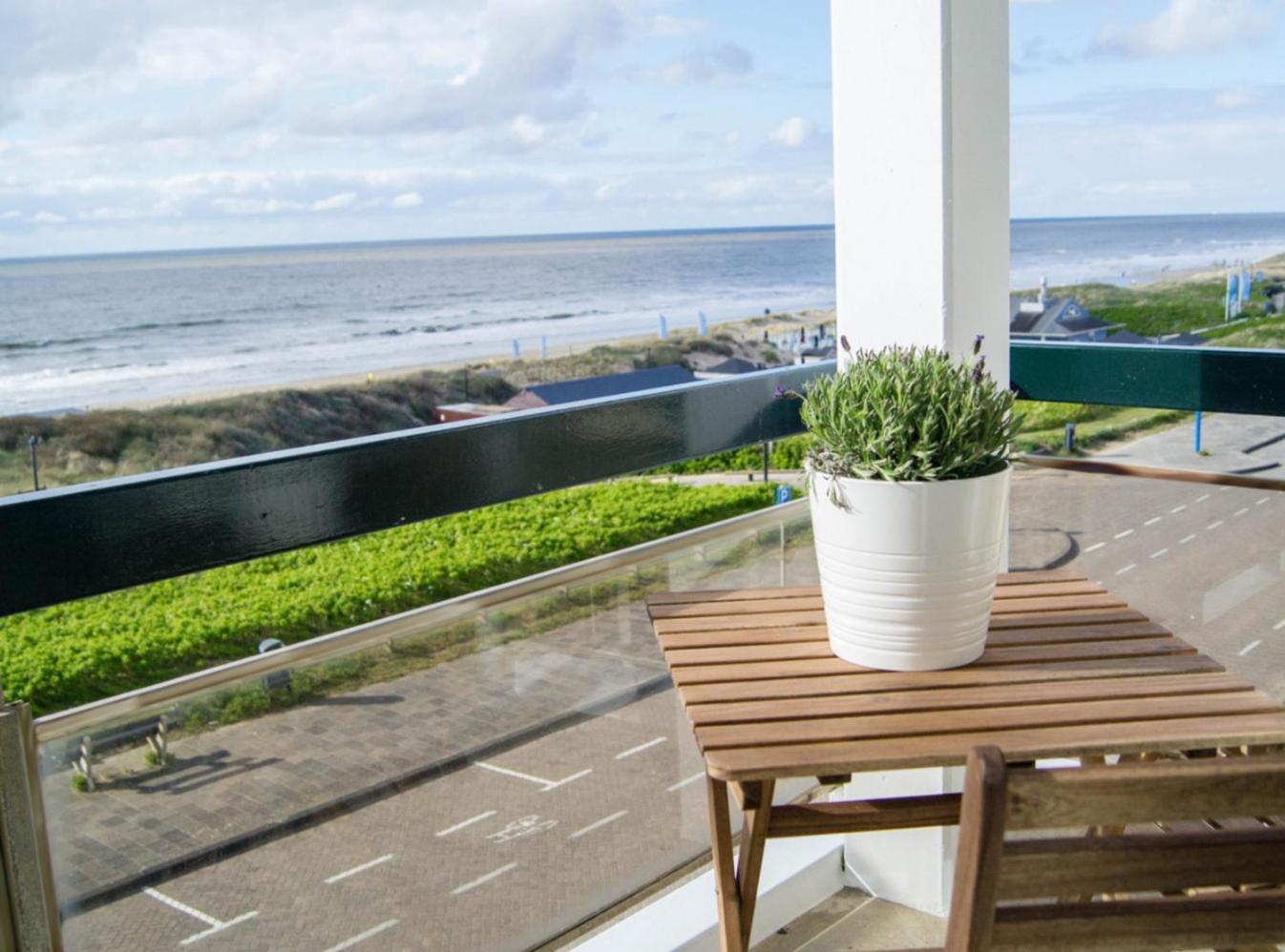 Villa Aan Zee Noordwijk Exterior photo